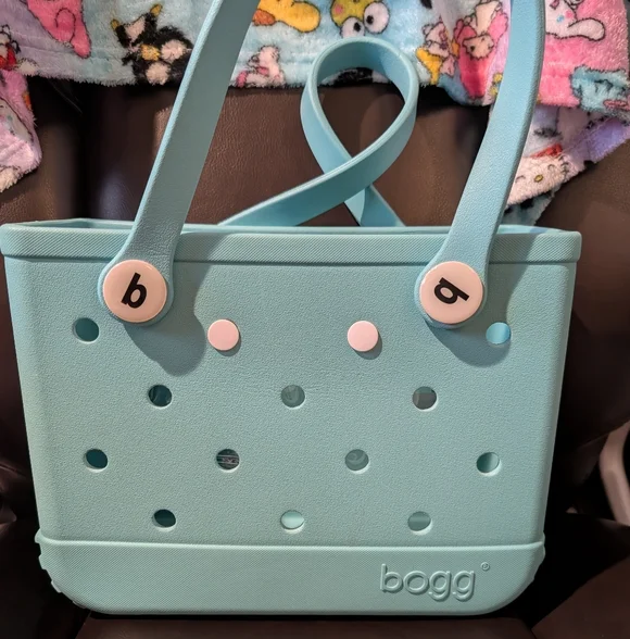 The Bitty Small Bogg Bag in Turquoise and Caicos - Picture 4 of 9